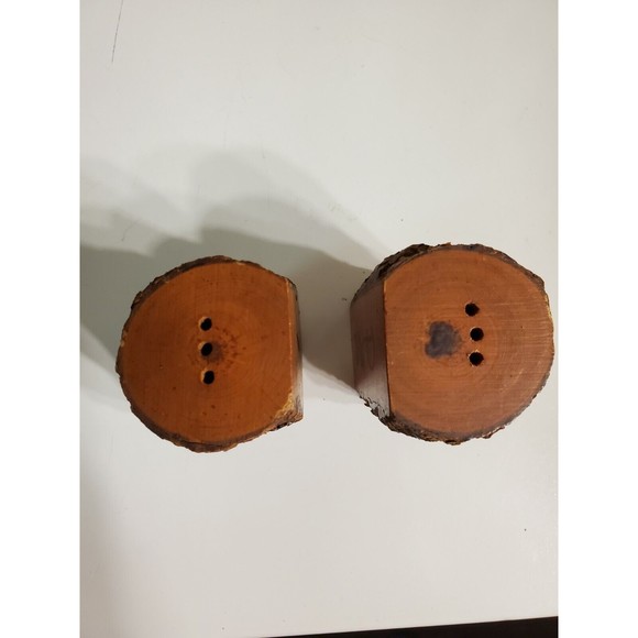 Vintage Unbranded Salt And Pepper Shakers Made From Natural Wood With Corks - Picture 6 of 10